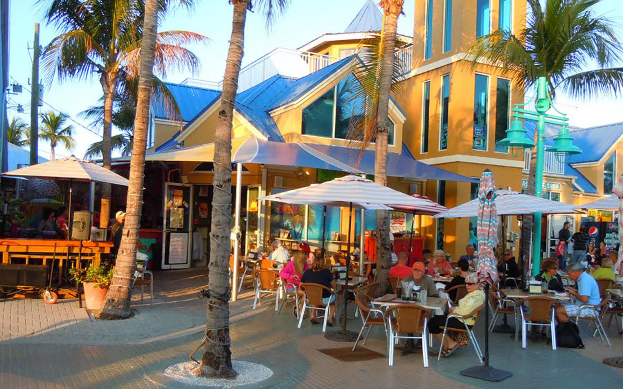 Manatee Bay Inn Fort Myers Beach Ngoại thất bức ảnh